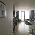 公寓 Sunny Free Parking Beauty Balcony View, 3 Towers *